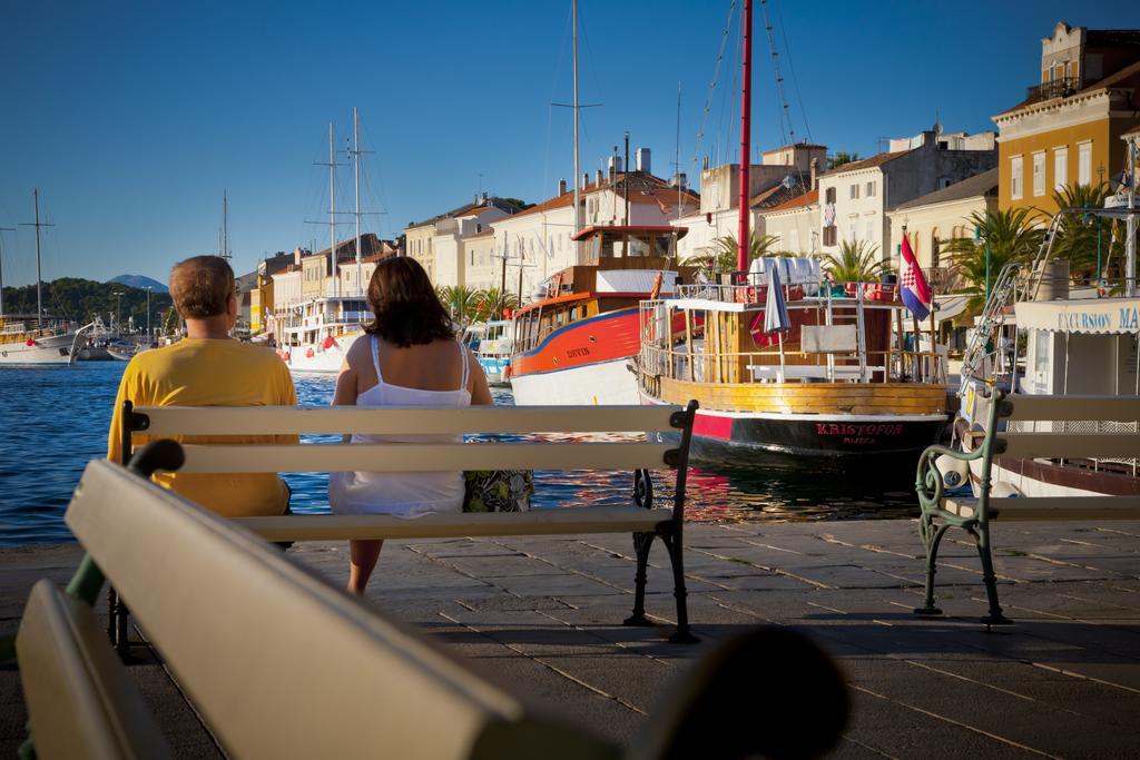Glamping Tents | Losinj | Camp Cikat مالي لوشينغْ المظهر الخارجي الصورة