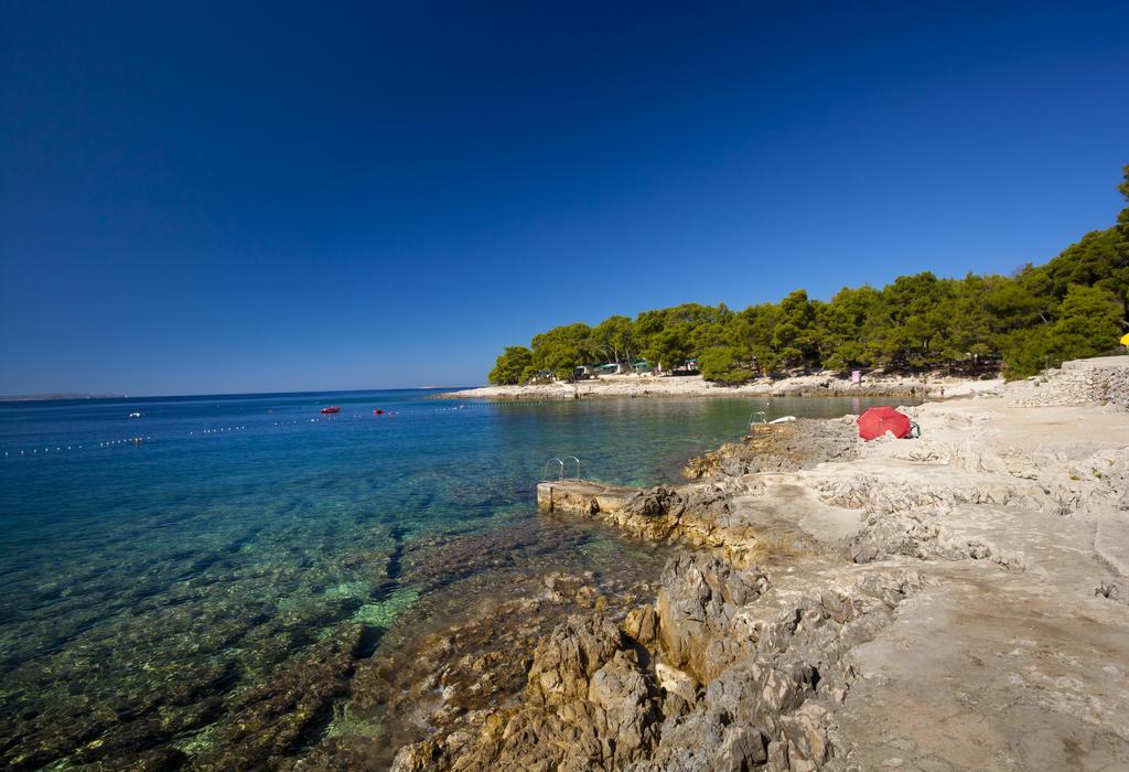 Glamping Tents | Losinj | Camp Cikat مالي لوشينغْ المظهر الخارجي الصورة